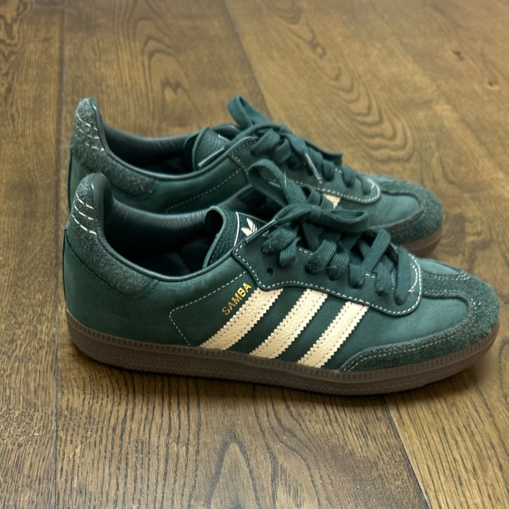 Adidas Green Suede Sneakers samba women’s 7 US